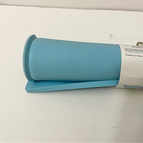 Martha Stewart Pets Feeding Mat Silicone - Picture 6 of 8